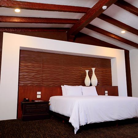 Radisson Hotel Tapatio Guadalajara Tlaquepaque Bagian luar foto