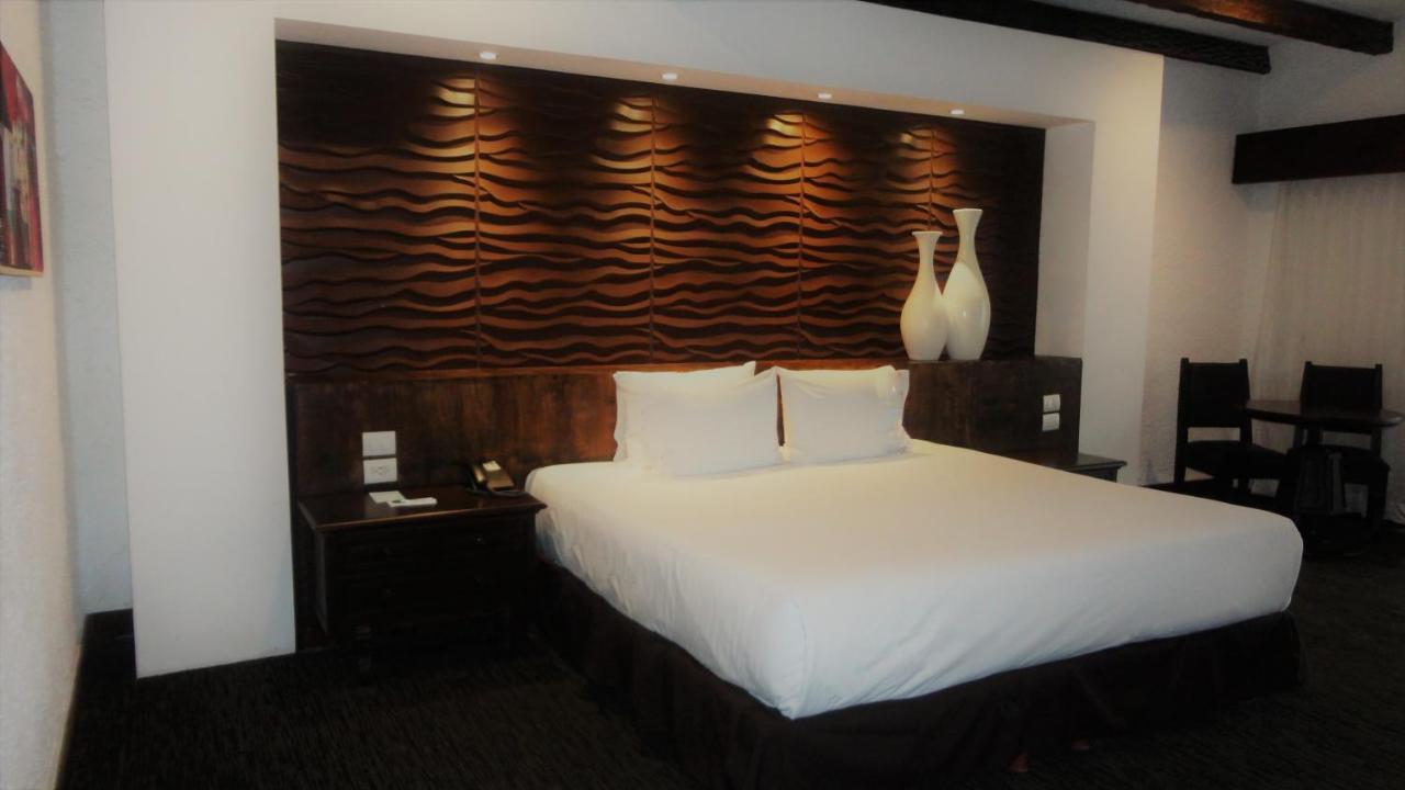 Radisson Hotel Tapatio Guadalajara Tlaquepaque Bagian luar foto