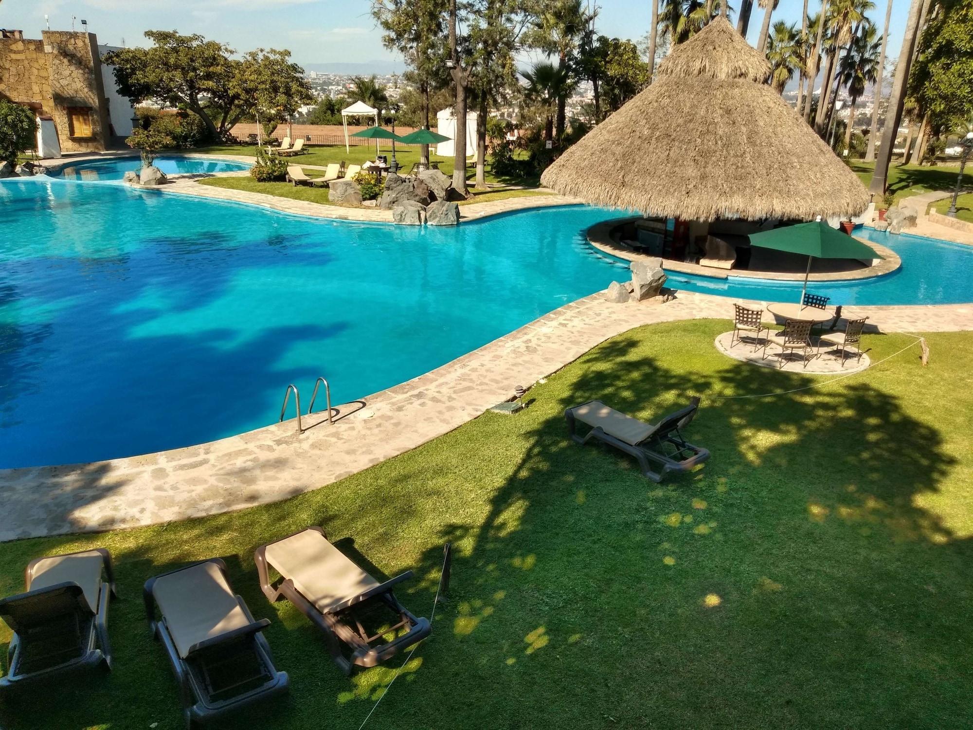 Radisson Hotel Tapatio Guadalajara Tlaquepaque Bagian luar foto