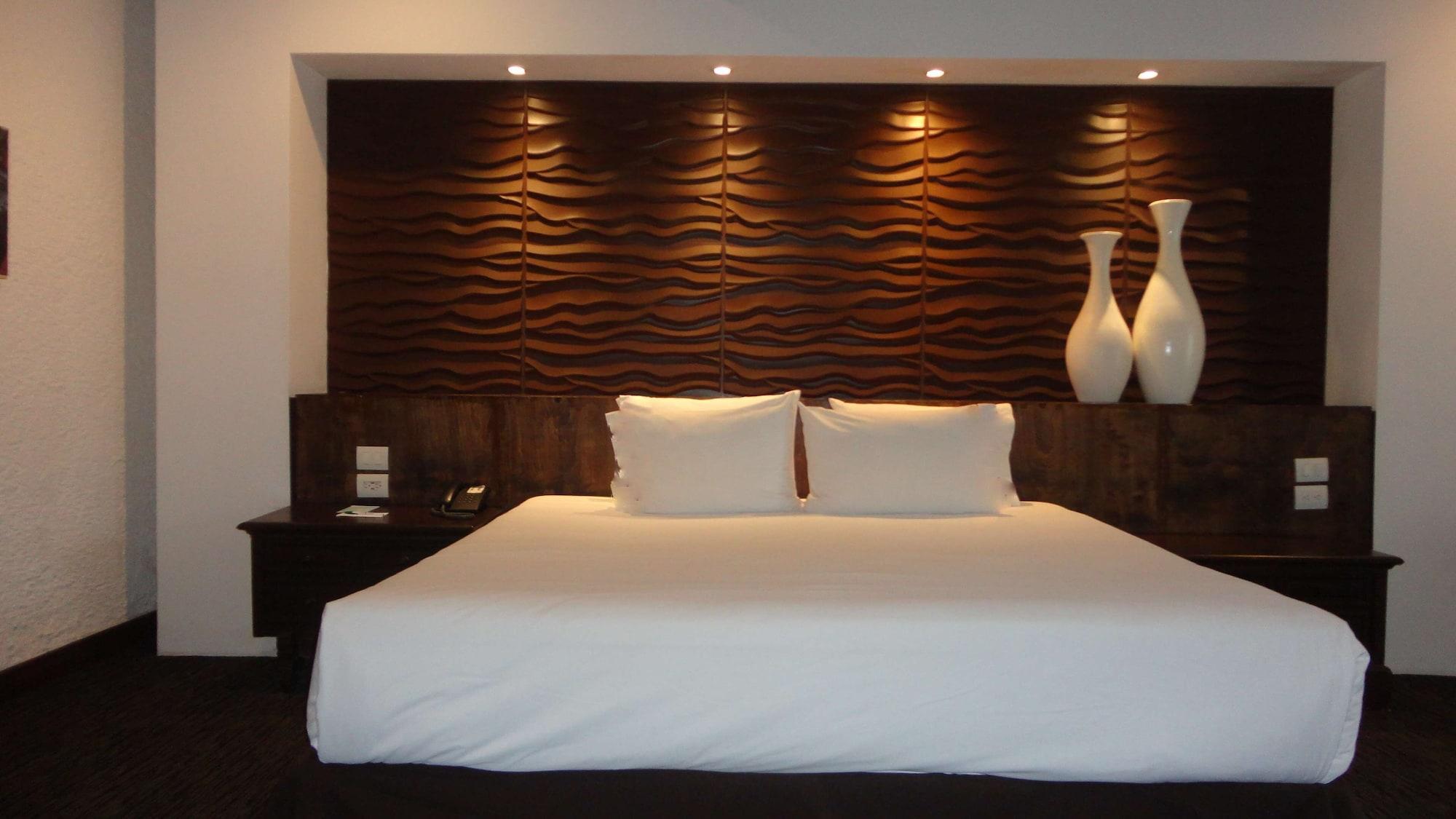 Radisson Hotel Tapatio Guadalajara Tlaquepaque Bagian luar foto