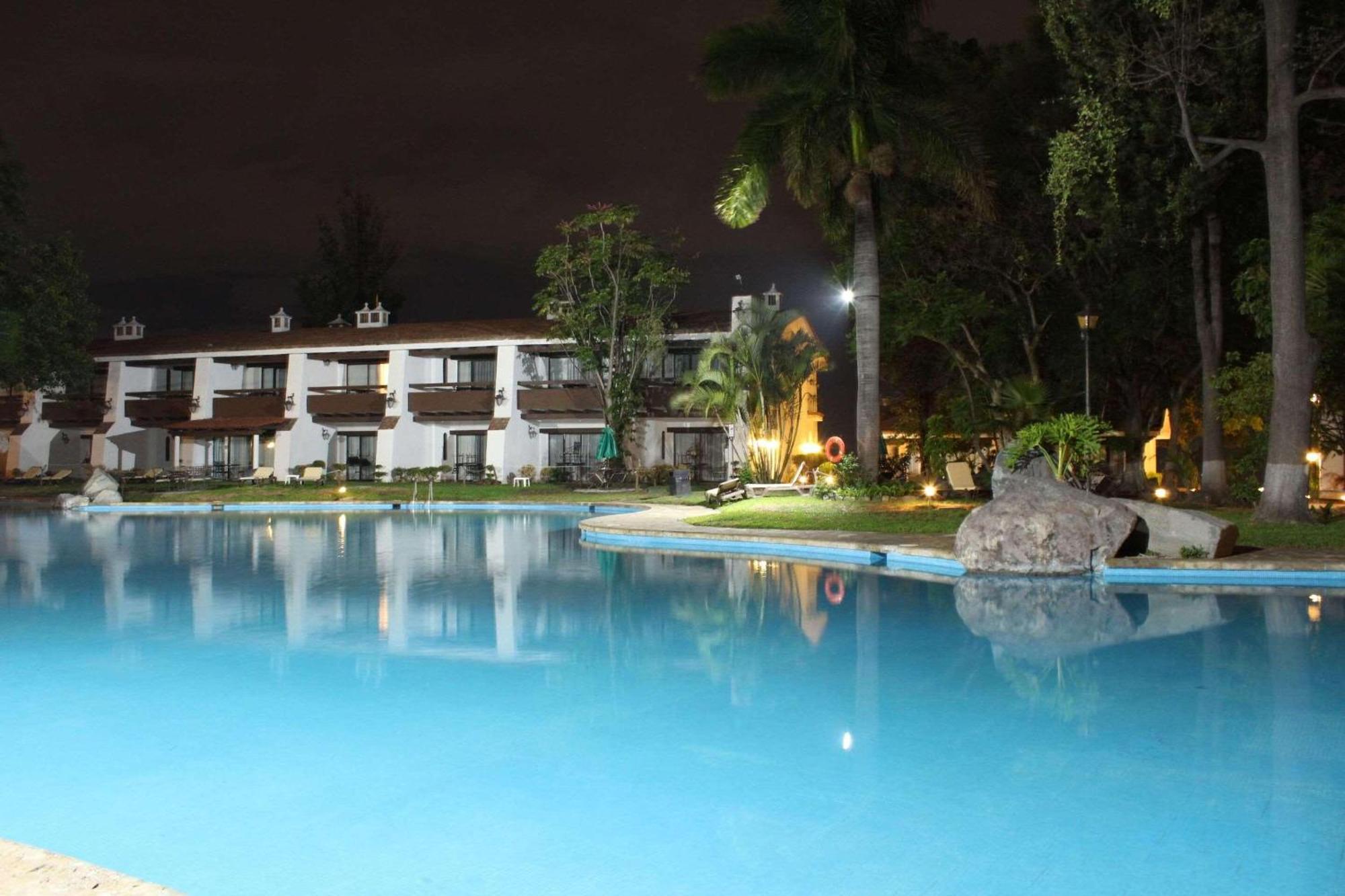 Radisson Hotel Tapatio Guadalajara Tlaquepaque Bagian luar foto